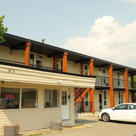 Fraser Inn Prince George Bagian luar foto
